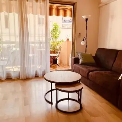 Studio spacieux avec terrasse