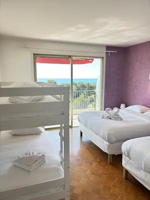 Un ou plusieurs lits dans un hébergement de l'établissement Splendid T6 Panoramic sea view Free Parking