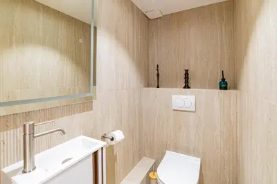 Salle de bains dans l'établissement REF 2011 - Cannes - Apartment for rent