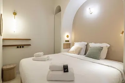 Un ou plusieurs lits dans un hébergement de l'établissement Magnificent apartment - AC-1BR-4P- Cannes