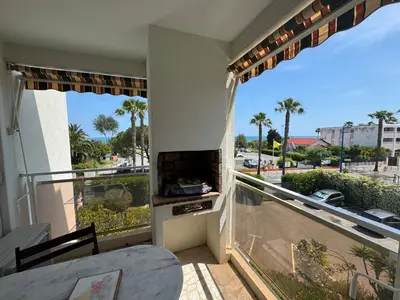 Balcon ou terrasse dans l'établissement LE MAGALI , Vue Mer , Clim , Parking
