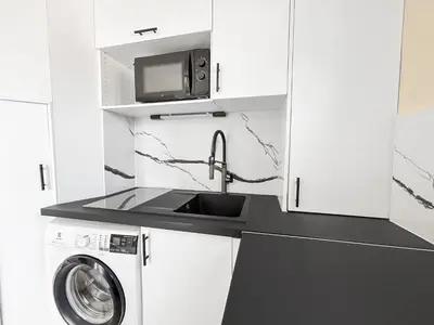 Cuisine ou kitchenette dans l'établissement Studio Cap d Antibes Balcon vue mer