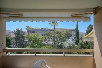 Vue générale sur la montagne ou vue sur la montagne depuis l'appartement