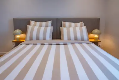 Un ou plusieurs lits dans un hébergement de l'établissement #101-Heart of Vieil Antibes - Place Nationale-High-End Newly Renovated & Furnished Appartment