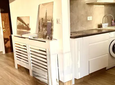 Cuisine ou kitchenette dans l'établissement Studio cosy a juan les pins