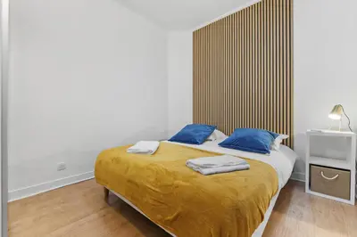 Un ou plusieurs lits dans un hébergement de l'établissement 2 chambres , 131 rue d'antibes