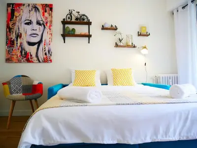 Un ou plusieurs lits dans un hébergement de l'établissement Sublime apartment 100 m from the Croisette