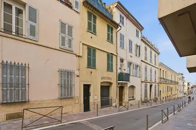Quartier de l'appartement ou autre quartier proche