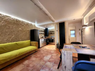 Coin salon dans l'établissement Le Pêcheur - T2 au Cœur du Vieil Antibes