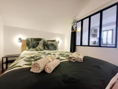 Un ou plusieurs lits dans un hébergement de l'établissement Les Marc - 5 logements dans le Vieil Antibes
