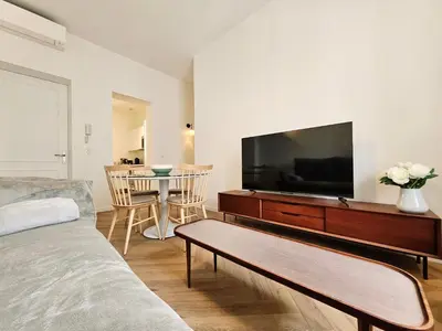 Télévision ou salle de divertissement dans l'établissement Le De Gaulle 2nd - Plein centre ville