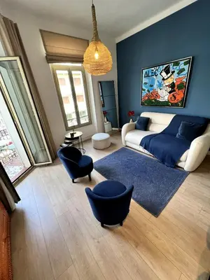 Coin salon dans l'établissement T2 coeur de Cannes a 2 pas de la croisette