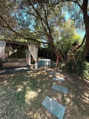 Jardin de l'établissement Villa 5min des plages - piscine et jaccuzi