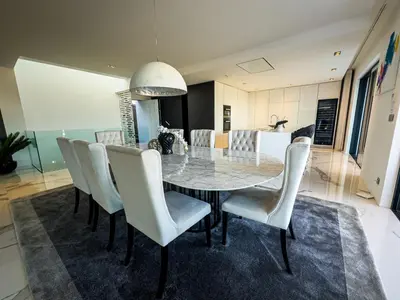 Cuisine ou kitchenette dans l'établissement Villa Horizons, Vue Mer & Détente Chic à Super Cannes