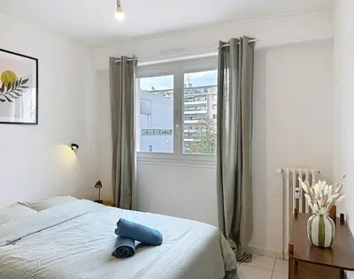 Un ou plusieurs lits dans un hébergement de l'établissement 3P terrace, with air conditioning beach and center within walking distance