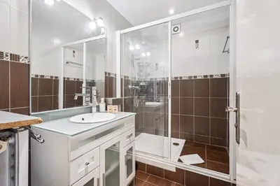 Salle de bains dans l'établissement Appartement Delmas - Welkeys