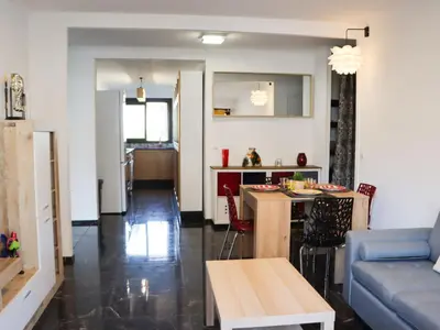 Cuisine ou kitchenette dans l'établissement Apartment les Gemeaux by Interhome