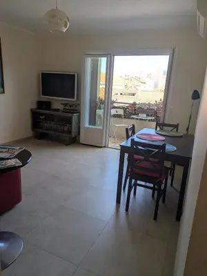 Télévision ou salle de divertissement dans l'établissement Charming 2-room apartment in Cannes