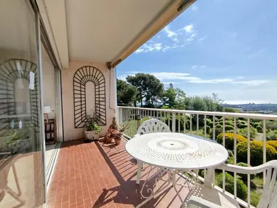 Balcon ou terrasse dans l'établissement Beautiful apartment, sea view