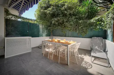 Plan de l'établissement Modern 3BR with Patio, Walk to Beach and Croisette