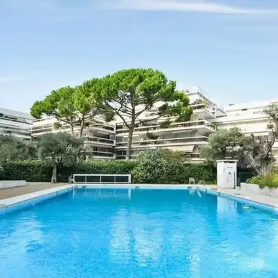 Studio with pool - near beach