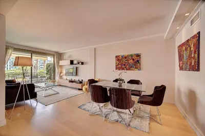 Coin salon dans l'établissement REF 1434 - Cannes Croisette - Sea view apartment for rent