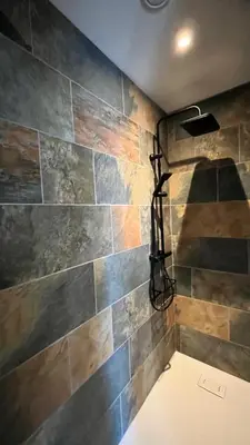 Salle de bains dans l'établissement Jazz