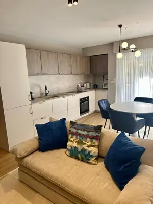 Cuisine ou kitchenette dans l'établissement Elegant escape in Antibes - walk to beach and Old Town