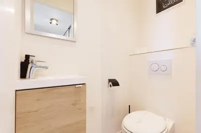 Salle de bains dans l'établissement SWEETY- IDEAL COUPLE Moderne 2P, vue mer, parking, clim