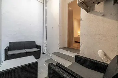 Coin salon dans l'établissement Magnificent apartment - AC- 2BR- 4P - Cannes