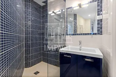 Salle de bains dans l'établissement REF 2019 - Apartment for rent Cannes Center