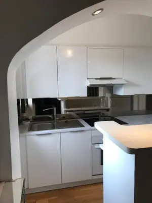 Cuisine ou kitchenette dans l'établissement Lovely 2 pièces Croisette Martinez