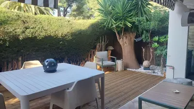 Jardin de l'établissement T2 cosy à Antibes