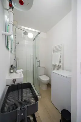 Salle de bains dans l'établissement Studette Croisette, proche Martinez