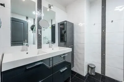 Salle de bains dans l'établissement One-bedroom apartment in Juan-les-Pins