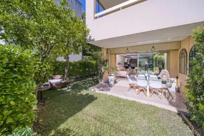 Jardin de l'établissement REF 1413 - Cannes Center Appartment for rent