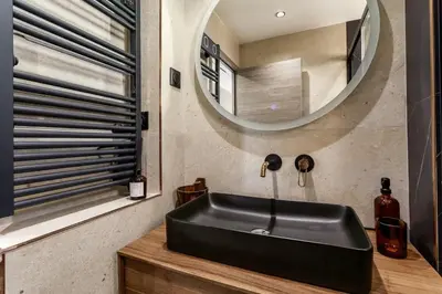 Plan de l'établissement LX169 Design lumineux a deux pas de la Croisette