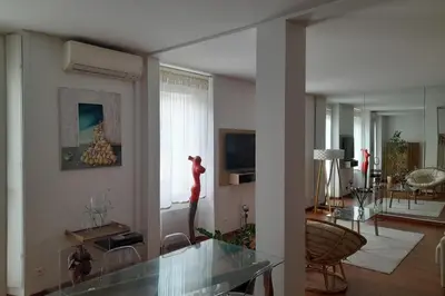 Coin salon dans l'établissement One bedroom with balcony Rue Chabaud