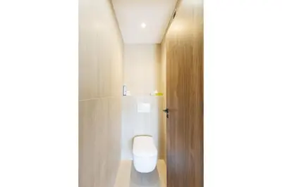 Salle de bains dans l'établissement L'Alina - Balcon - 6 pers - Vue mer