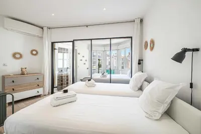 Un ou plusieurs lits dans un hébergement de l'établissement Superb flat - 2BR- 4 P - Cannes