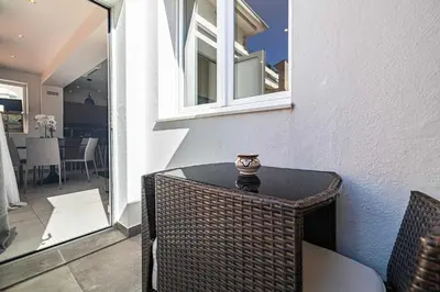 Coin salon dans l'établissement Charming flat - AC - 2BR - 6P - Cannes
