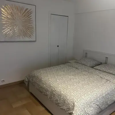 Quiet Seaside Apartment