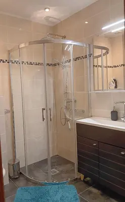 Salle de bains dans l'établissement L'Atlantide