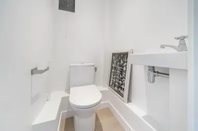 Salle de bains dans l'établissement Superbe appartement 5 pièces sur la Croisette