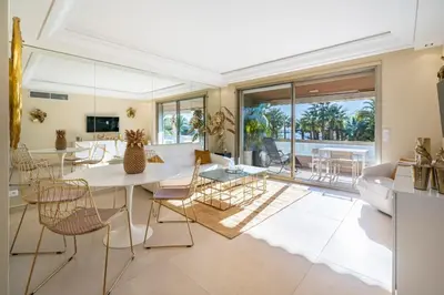 Plan de l'établissement Wonderful 2 bedroom facing the Croisette