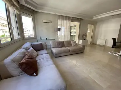 Coin salon dans l'établissement Cannes Proche Croisette - Appartement 3 pièces