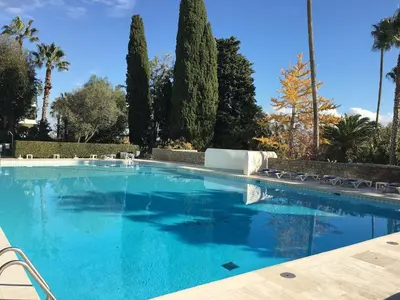 Piscine de l'établissement Splendid sea view 4 people pool wifi air conditioning parking ou située à proximité