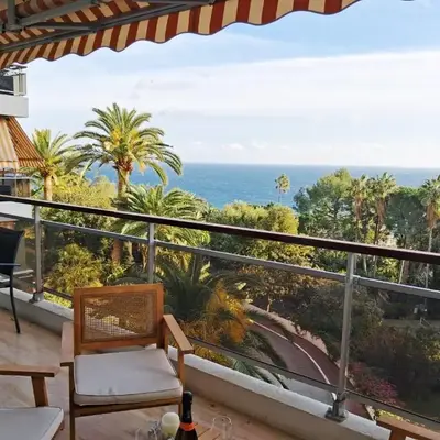 Splendid sea view 4 people pool wifi air conditioning parking