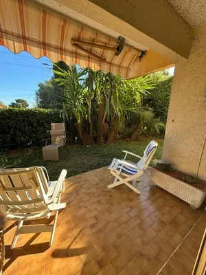 Jardin de l'établissement Charming apartment with garden in Antibes