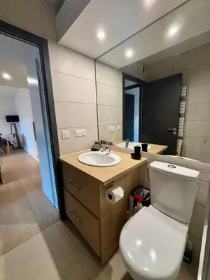 Salle de bains dans l'établissement City Center Antibes